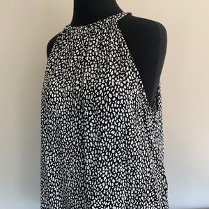 DVF Black and White Silk Animal Print high neck sleeveless top NWT Medium